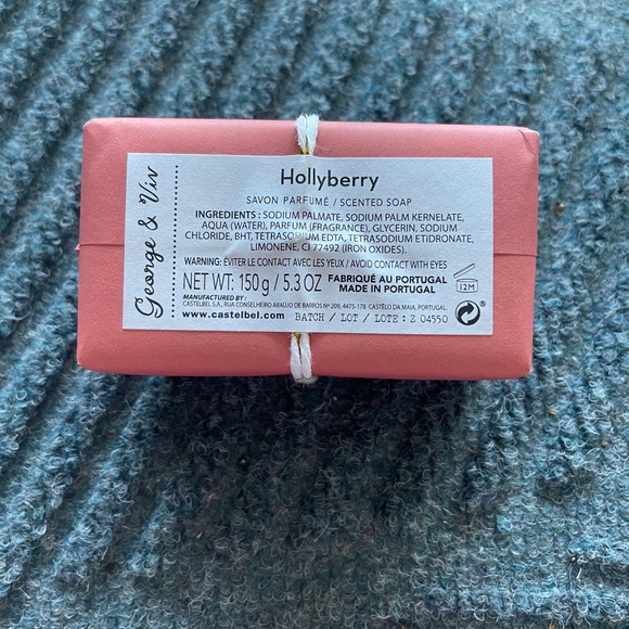 NWT Joy Wreath Holiday Gift Soap from Anthropologie / George & Viv - Picture 3 of 5